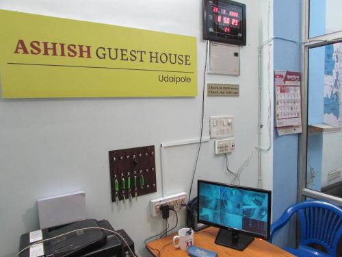ashish guest house udaipole