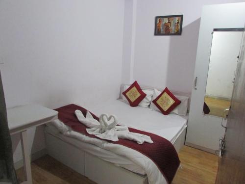 ashish guest house udaipole