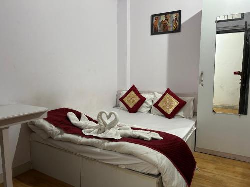 ashish guest house udaipole