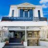 townhouse oak hotel ssv grand