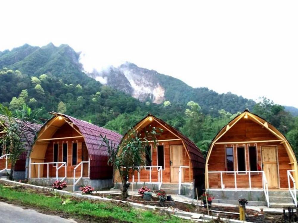 penginapan puncak dua