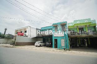 surabaya jaya hotel near soekarno hatta airport