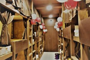 Asra Dormitory,India>>Mumbai,2 star