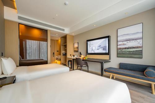 atour hotel hefei binhu international exihibition center