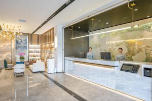 atour hotel hefei binhu international exihibition center