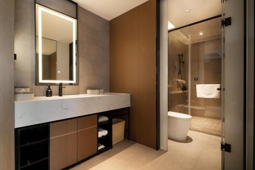 atour hotel dalian development zone