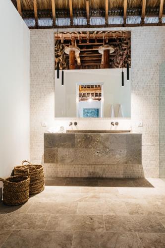 alamayah boutique retreat hotel and private residents