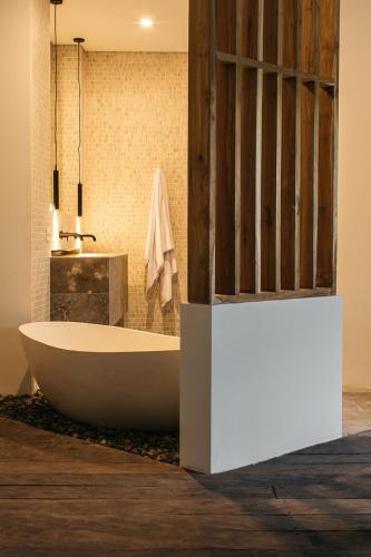 alamayah boutique retreat hotel and private residents