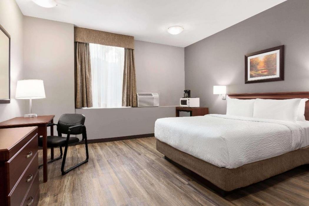 days inn by wyndham hamilton