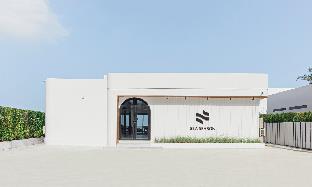 sea season pool villa pattaya