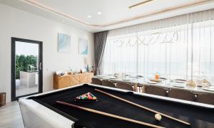 sea season pool villa pattaya