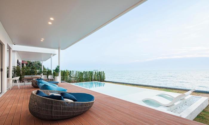 sea season pool villa pattaya