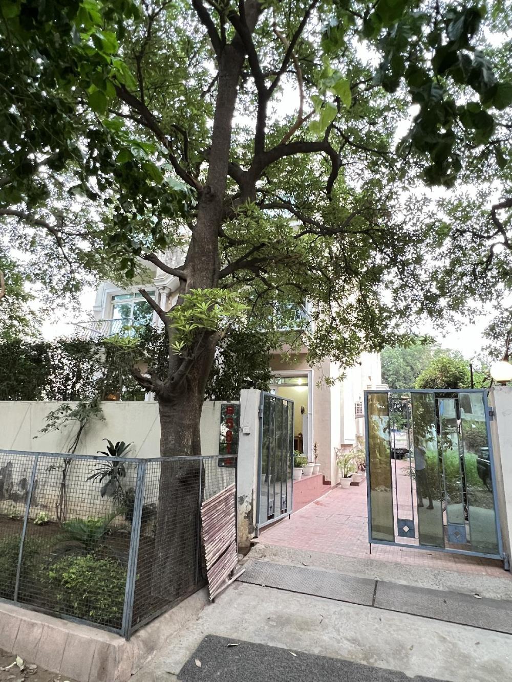 hotel inaya suites rooms with bathtub