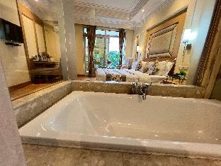 hotel inaya suites rooms with bathtub