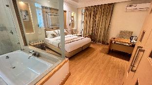 hotel inaya suites rooms with bathtub