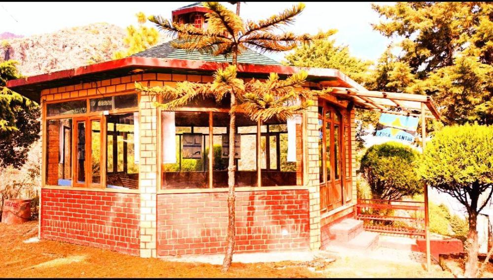 the himalayan hostel