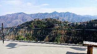 the himalayan hostel