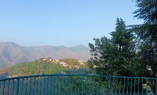 the himalayan hostel