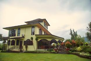 golden goose villas