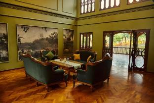 golden goose villas