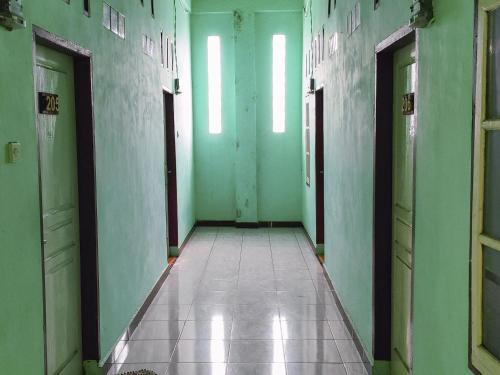 johje guest house medan redpartner