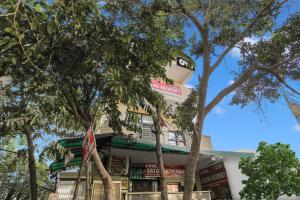 Flagship Satguru Residency,India>>Ghaziabad,4 star