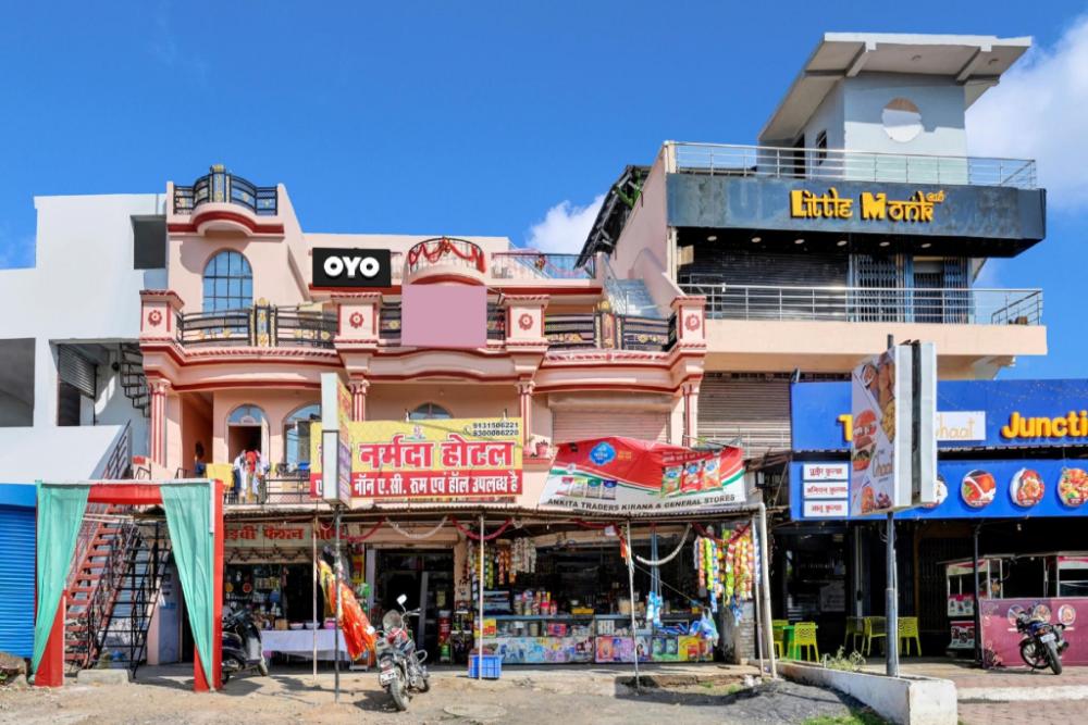 spot on 809570 hotel maa narmada