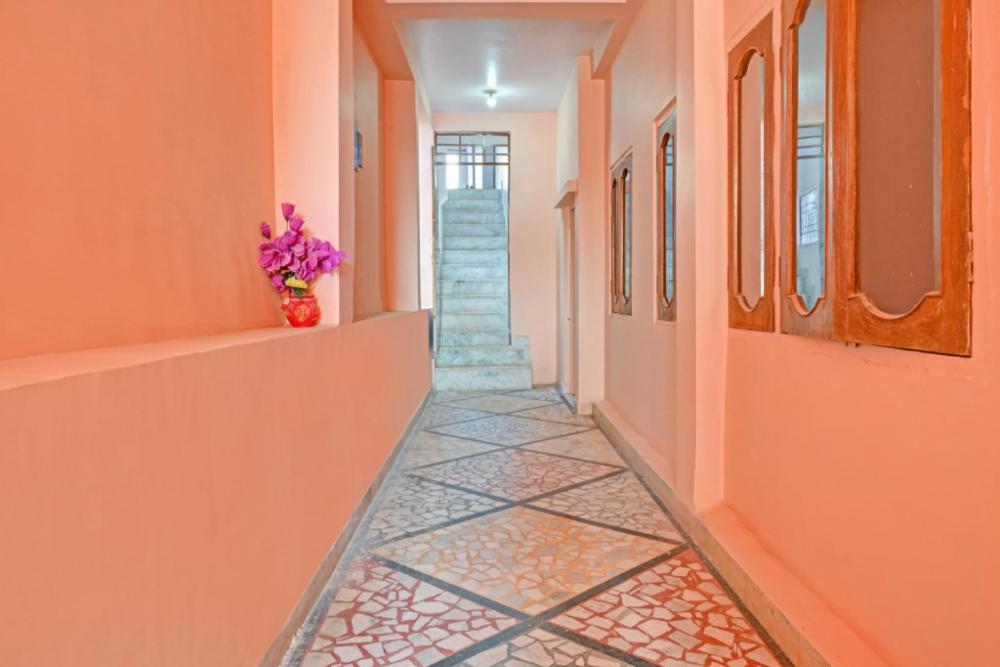spot on 809570 hotel maa narmada