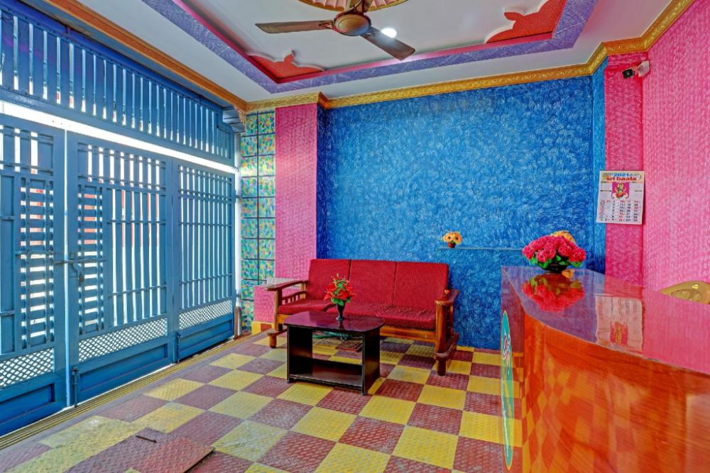 flagship elegant residency