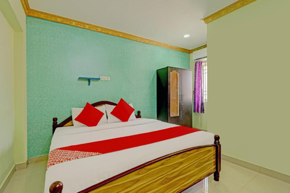 flagship elegant residency