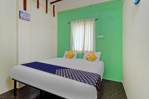 spot on 808975 hotel abs inn