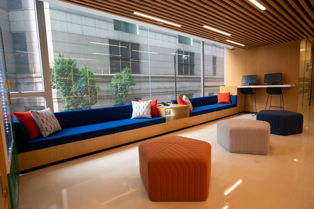 holiday inn express causeway bay hong kong by ihg