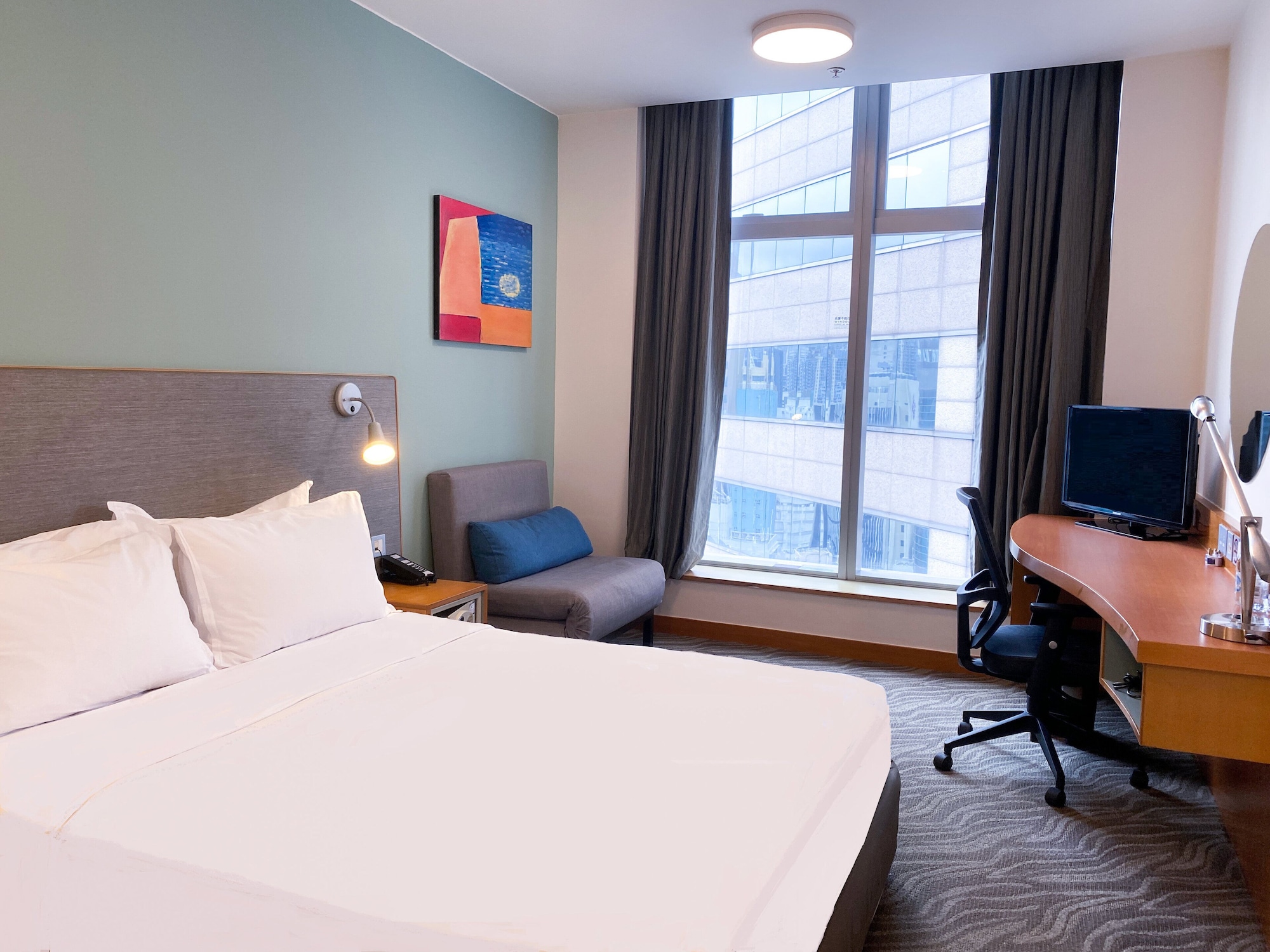 holiday inn express causeway bay hong kong by ihg