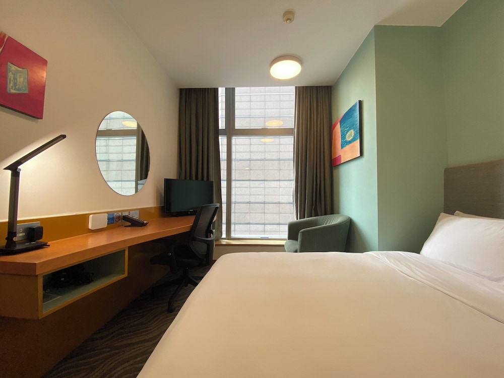 holiday inn express causeway bay hong kong by ihg