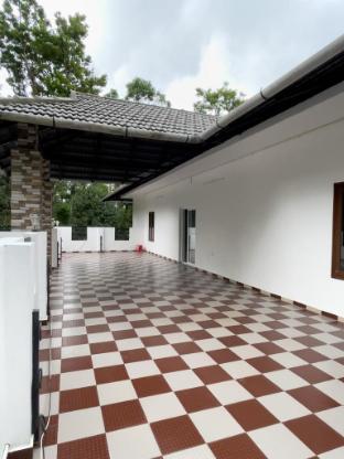 Out Of Town  Coorg,India>>Madikeri,3 star