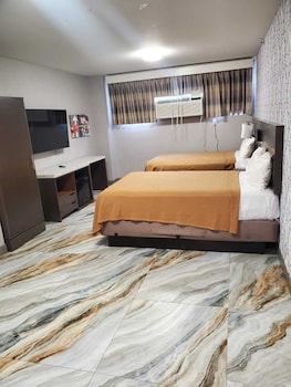 the essence at jfk ascend hotel collection