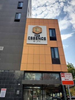 the essence at jfk ascend hotel collection