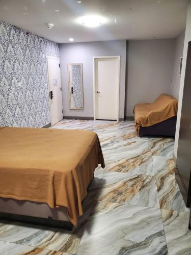 the essence at jfk ascend hotel collection