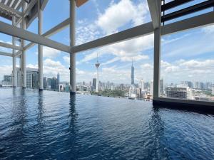 the colony infinitum by awesome stay
