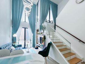 the colony infinitum by awesome stay