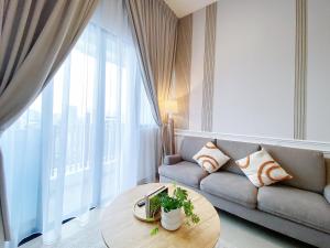 the colony infinitum by awesome stay