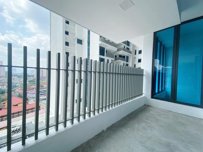 the colony infinitum by awesome stay