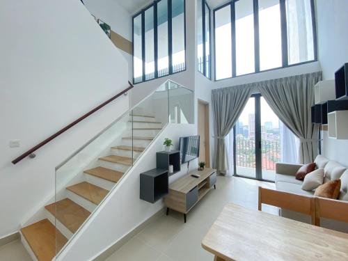 the colony infinitum by awesome stay