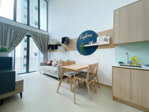 the colony infinitum by awesome stay