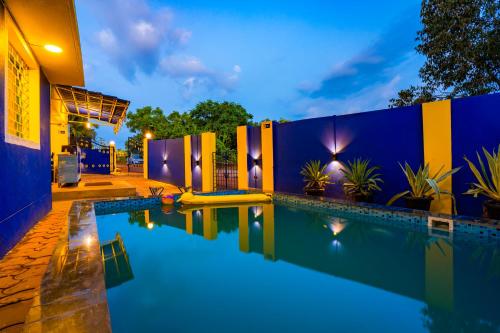 shalom backpackers anjuna goa