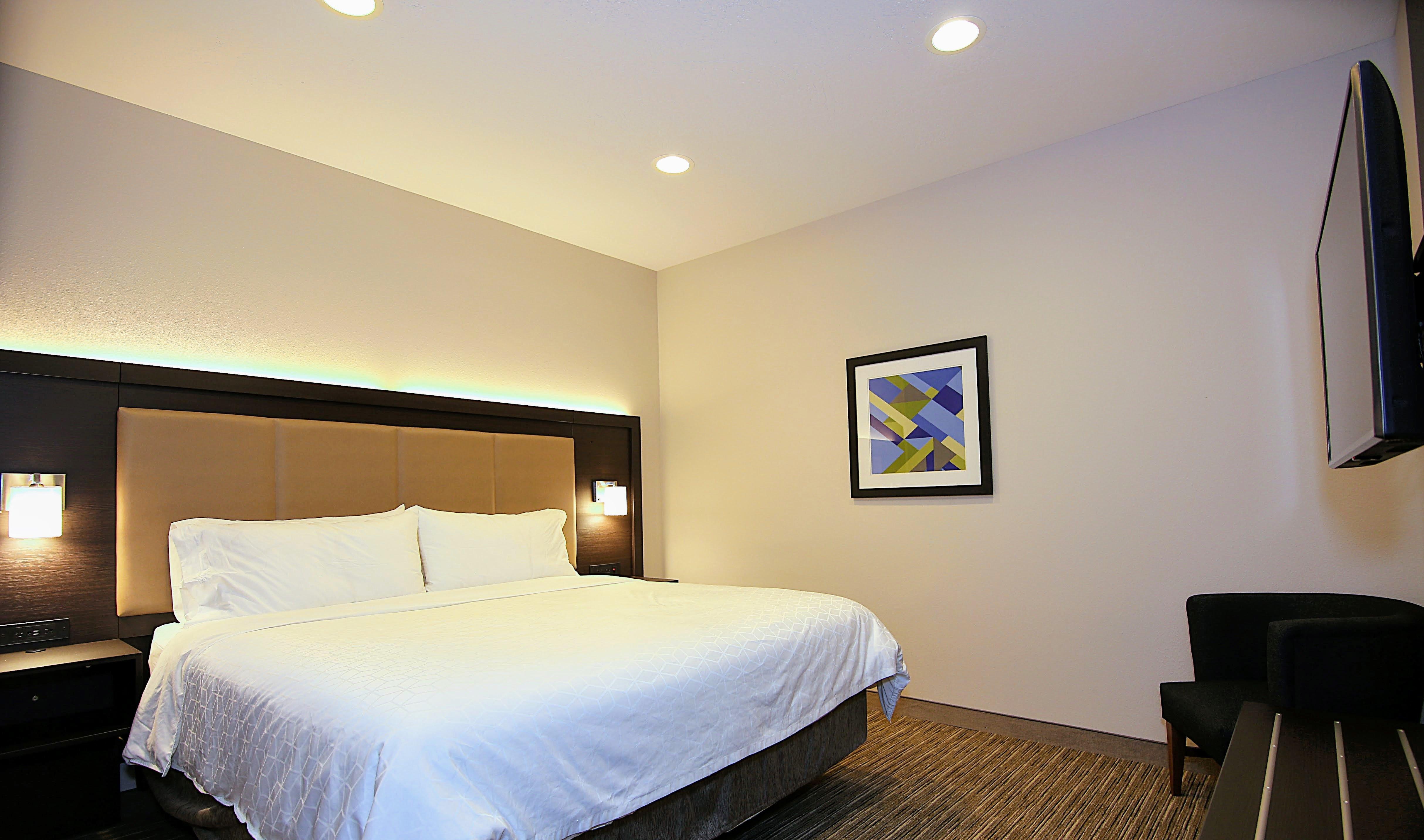 holiday inn express and suites ashland by ihg