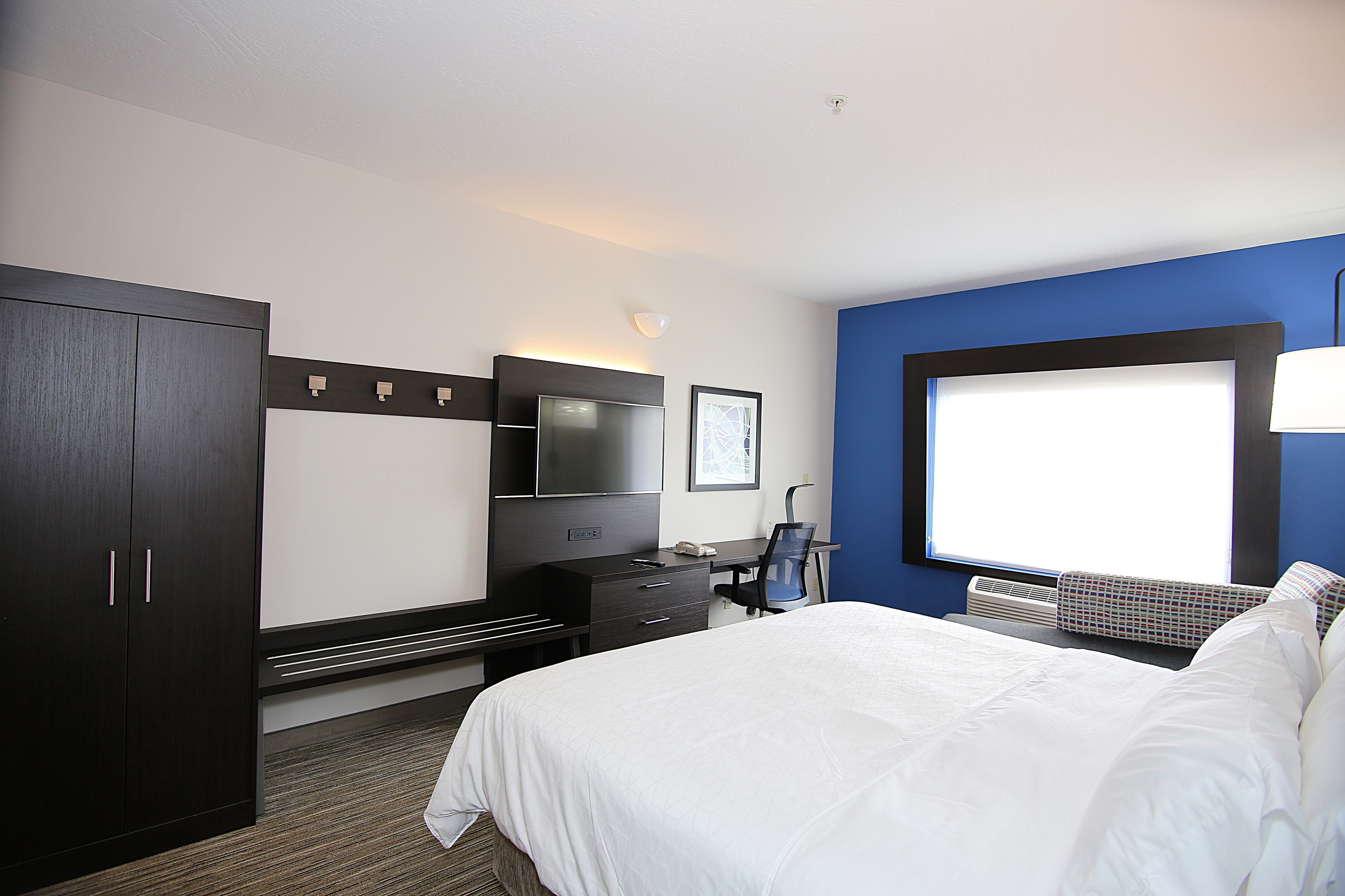 holiday inn express and suites ashland by ihg