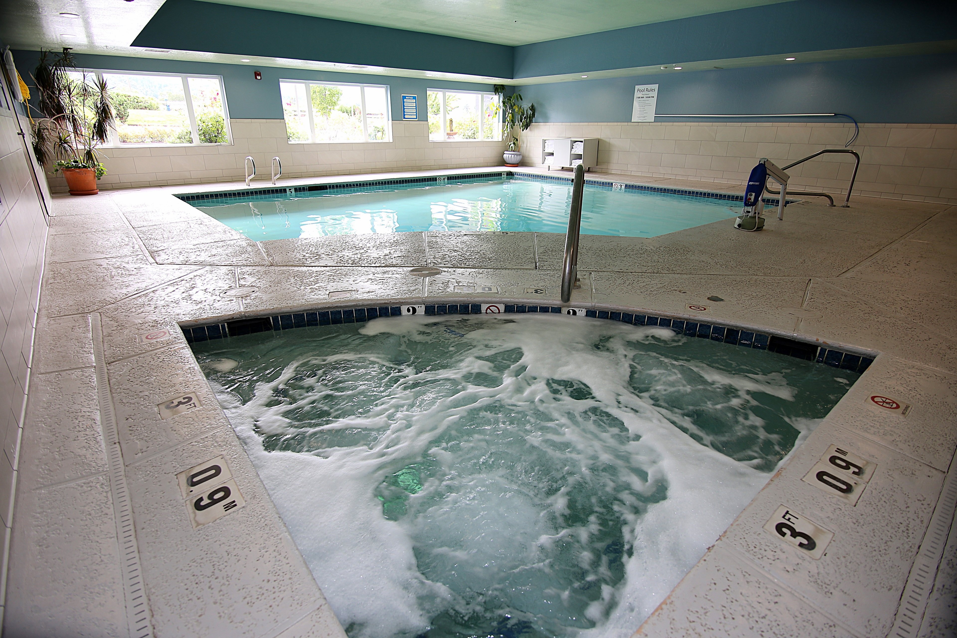 holiday inn express and suites ashland by ihg