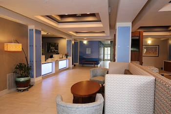 holiday inn express and suites ashland by ihg