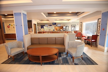 Holiday Inn Express & Suites Ashland By Ihg,Jackson County>>Ashland,3 star
